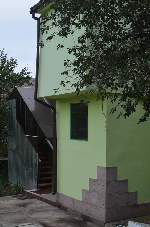 Cottages On Gdantsevskaya Street Kryvyj Rih Exteriér fotografie